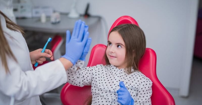 Quando iniciar as consultas no Dentista?