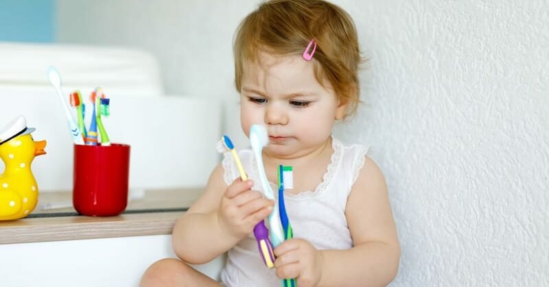 Higiene oral em bebés: cuidados desde o primeiro dia de vida