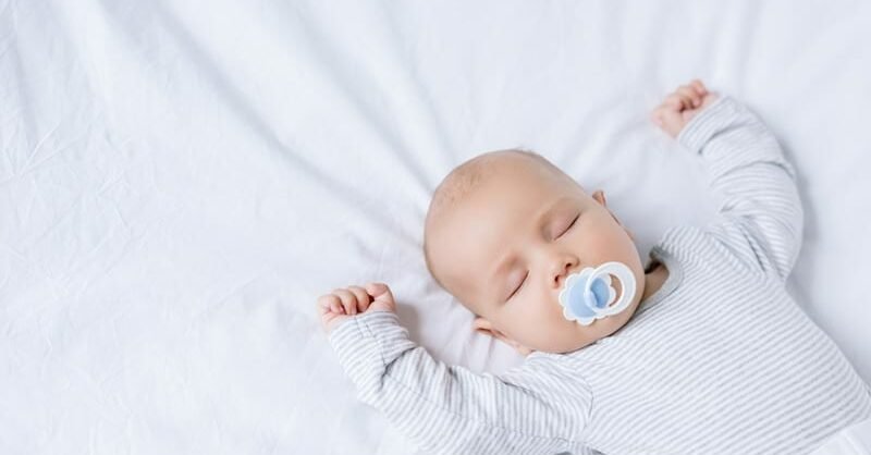 posição para o bebé dormir
