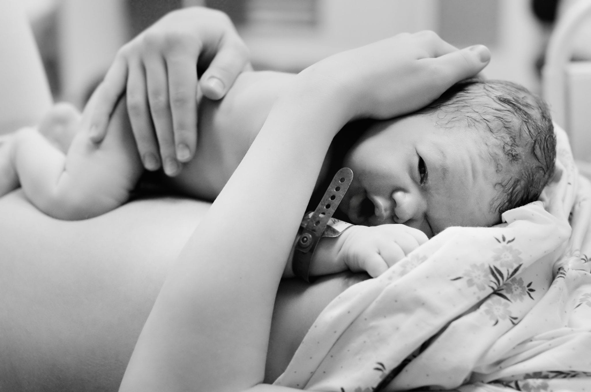 Um ensaio sobre a cesariana: mães, como todas as outras
