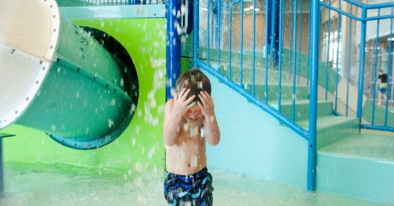 Parque aquático em Portugal e crianças: receita para um verão feliz