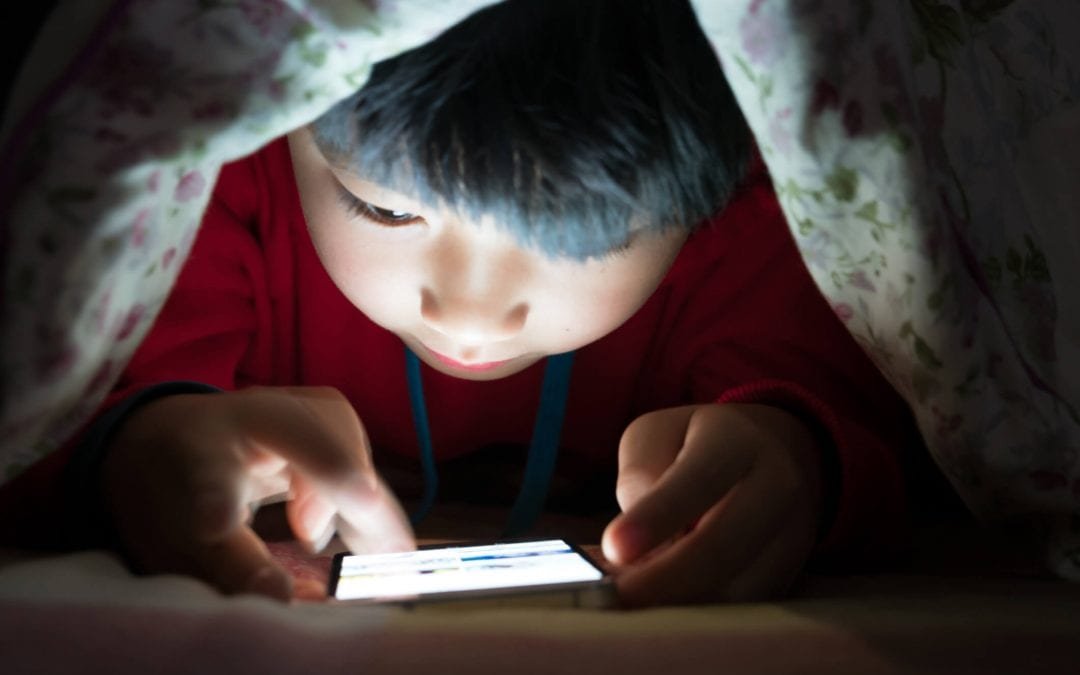 Aplicações de monitorização da Internet para crianças: vale a pena usar?